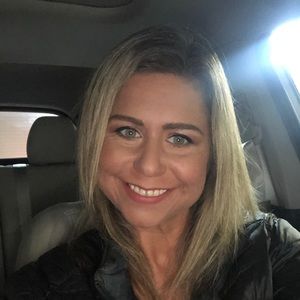 Meet your Posher, Jenn